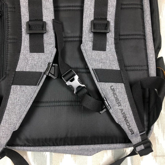 Under Armour UA Project Rock Bag Regiment Backpack Gray Chase Greatness 1325331 - Picture 9 of 13